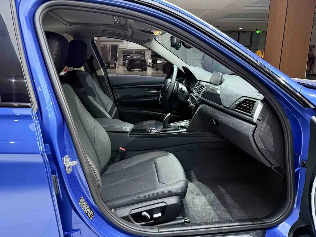 BMW 3 Series 2017 320Li M Sports купить на сайте DeffCars