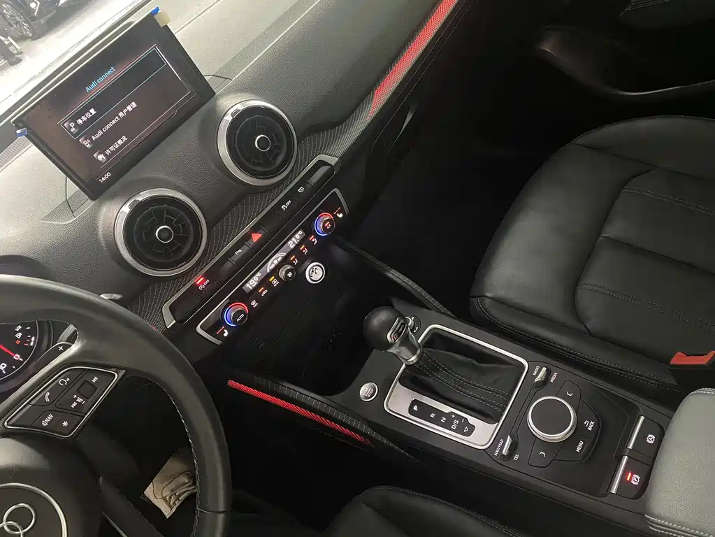 Audi Q2L 2022 35 TFSI fashionable and dynamic купить на сайте DeffCars