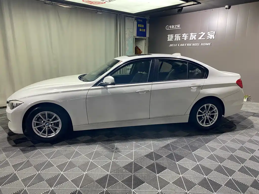 BMW 3 Series 2015 316i Enterprising купить на сайте DeffCars