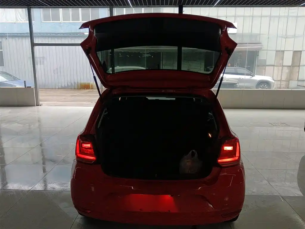 Polo 2016 1.4L automatic fashion model купить на сайте DeffCars