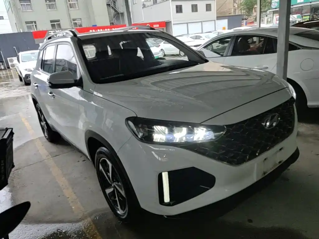Beijing Hyundai ix35 2021 2.0L automatic two-wheel drive GLS leading version купить на сайте DeffCars