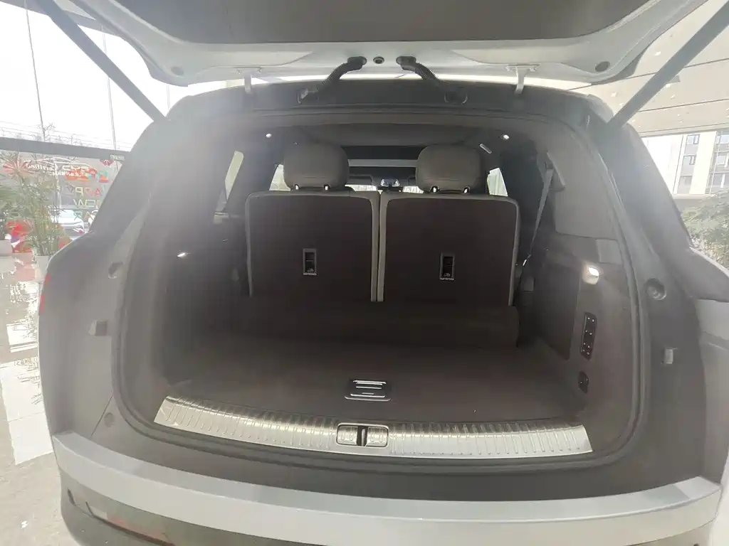 Denza N9 2025 Honor Model купить на сайте DeffCars