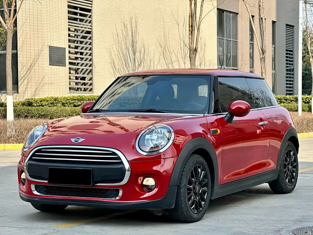 MINI 2018 1.5T ONE PLUS купить на сайте DeffCars