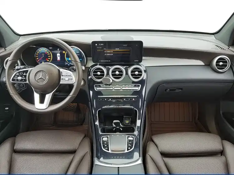 Mercedes-Benz GLC 2022 facelift GLC 260 L 4MATIC dynamic купить на сайте DeffCars