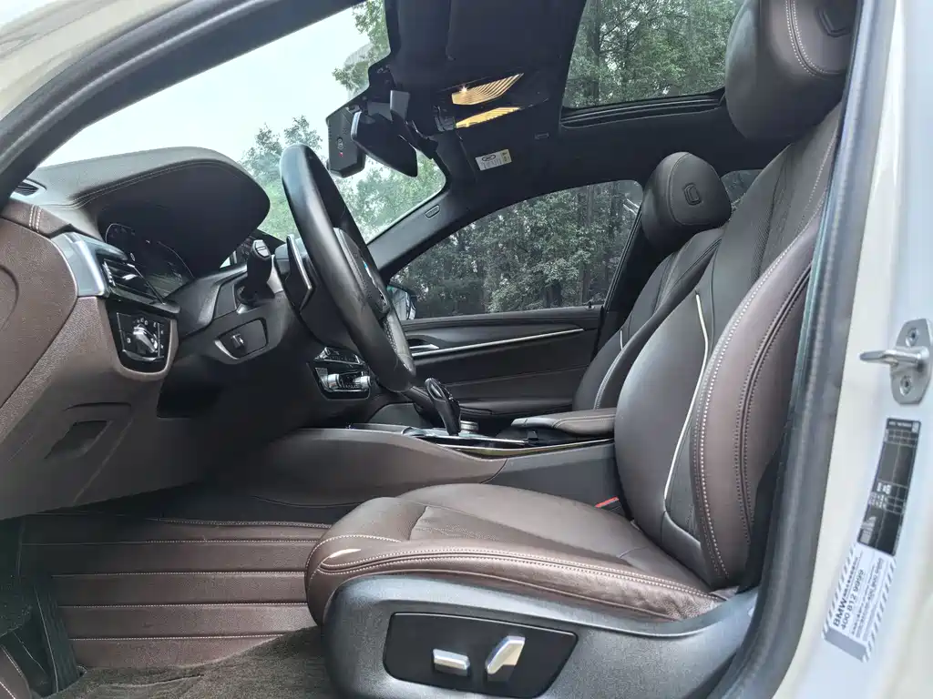BMW 5 Series 2022 facelift 530Li leading M sports package купить на сайте DeffCars