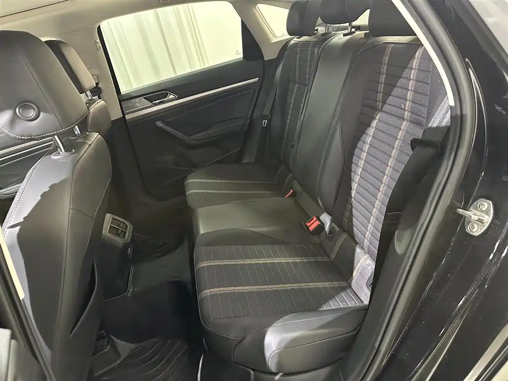 Lavida 2021 280TSI DSG Comfort Edition купить на сайте DeffCars