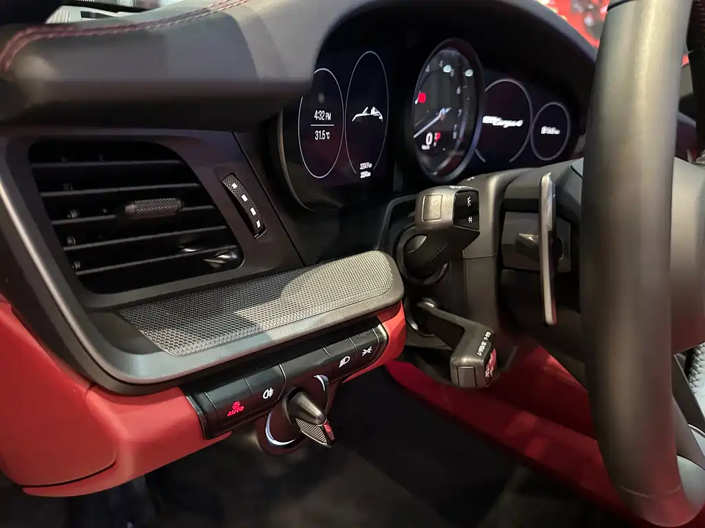 Porsche 911 2023 Targa 4 3.0T купить на сайте DeffCars