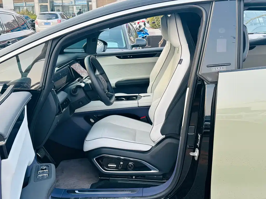 Gaohe HiPhi X 2021 flagship version 6 seats купить на сайте DeffCars