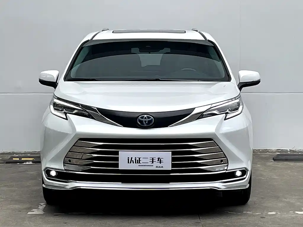 SIENNA 2021 2.5L Hybrid Comfort Edition купить на сайте DeffCars