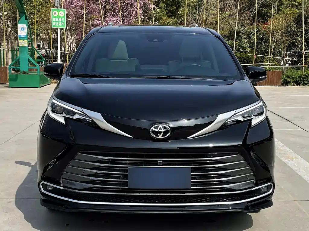 SIENNA 2024 2.5L hybrid four-wheel drive premium version купить на сайте DeffCars