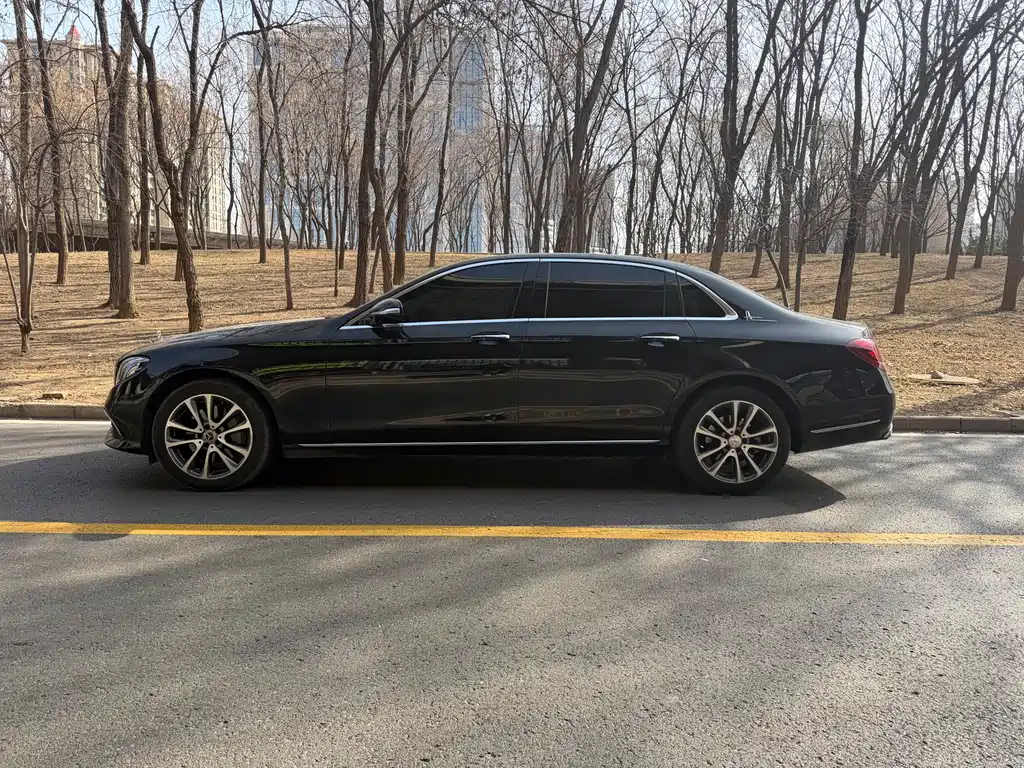 Mercedes-Benz E-Class 2019 E 300 L Fashion купить на сайте DeffCars