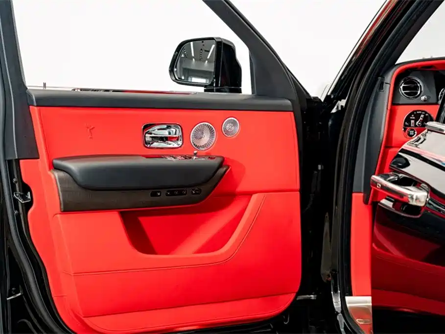 Cullinan 2024 four-seat version купить на сайте DeffCars