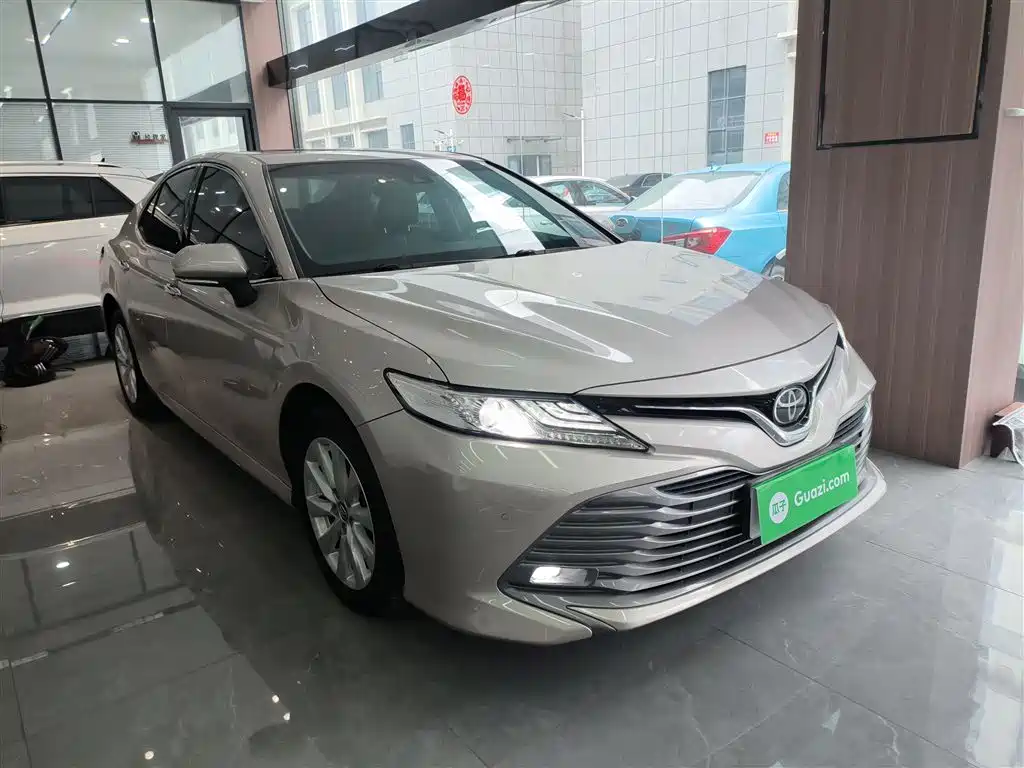 Camry 2019 2.0G Deluxe Edition National VI купить на сайте DeffCars