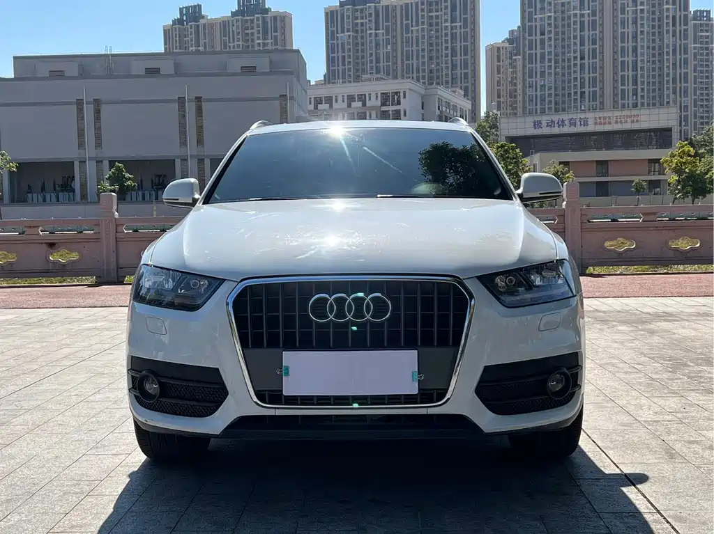 Audi Q3 2015 35 TFSI Million Commemorative Comfort Model купить на сайте DeffCars