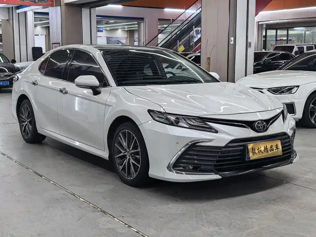 Camry 2021 2.5G Deluxe Edition купить на сайте DeffCars