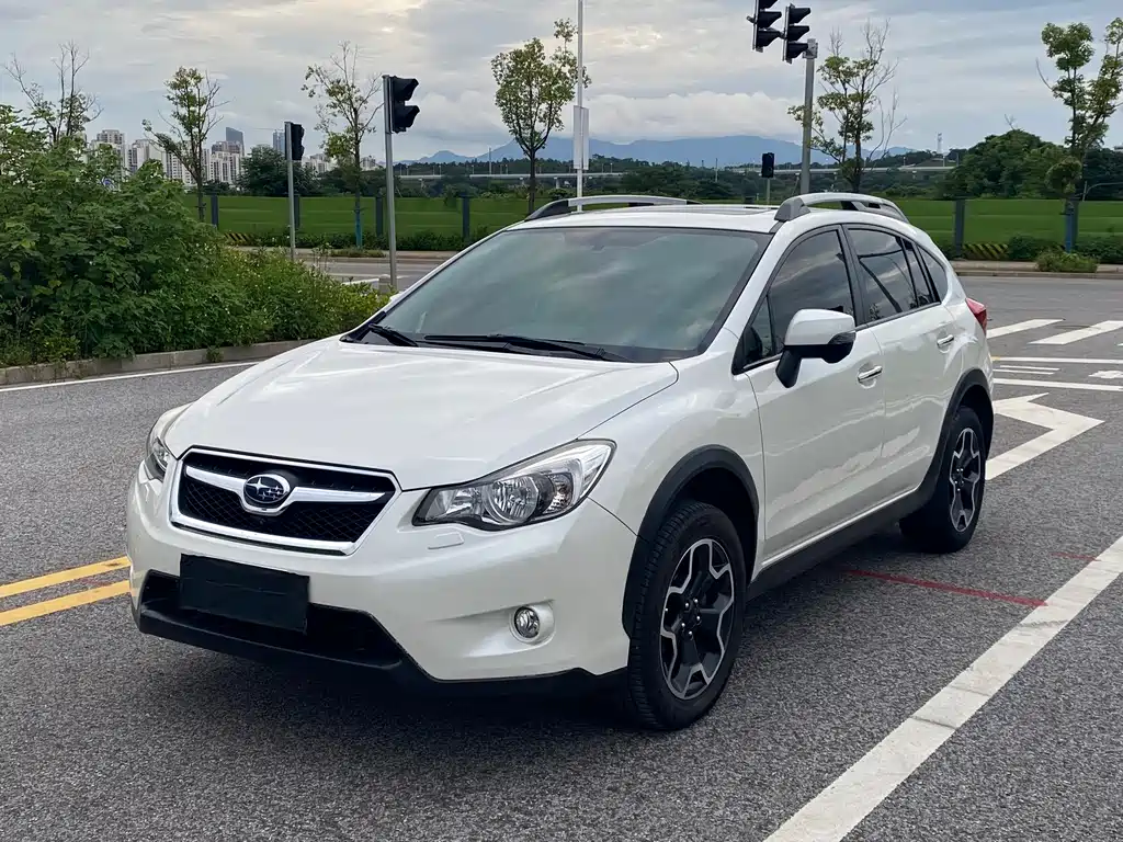 Subaru XV 2015 2.0i Deluxe Navigation Edition купить на сайте DeffCars