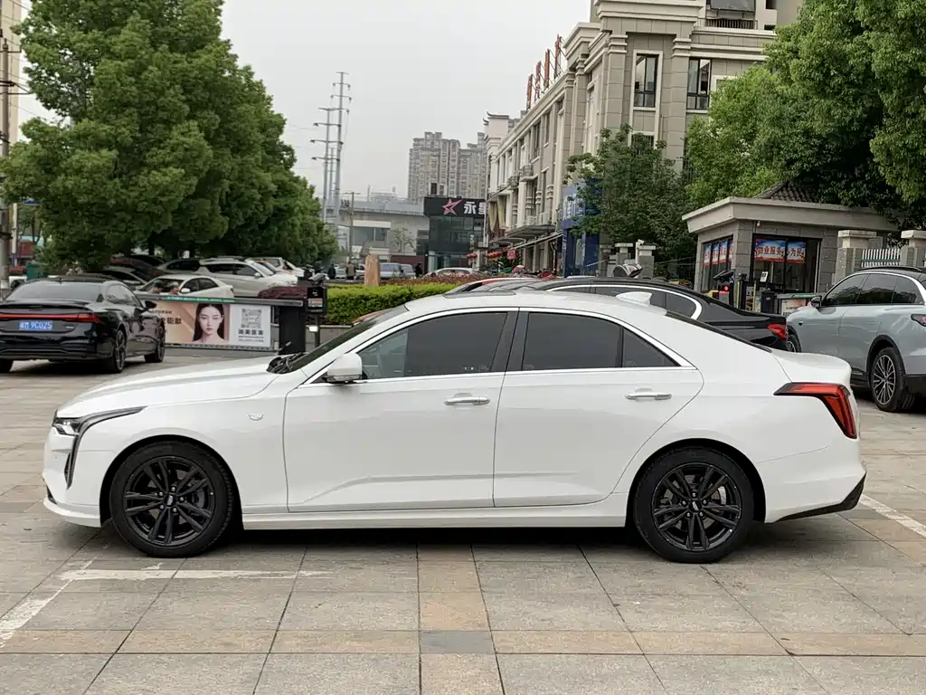 Cadillac CT4 2022 28T luxury model купить на сайте DeffCars