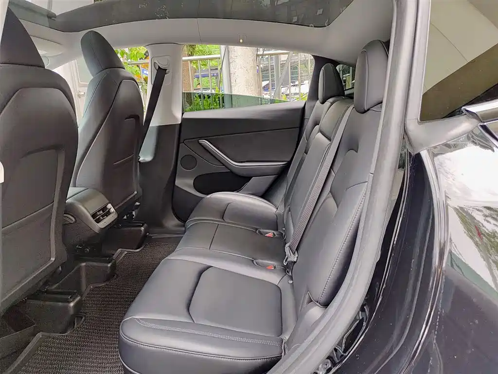 Model Y 2022 facelift rear-wheel drive version купить на сайте DeffCars