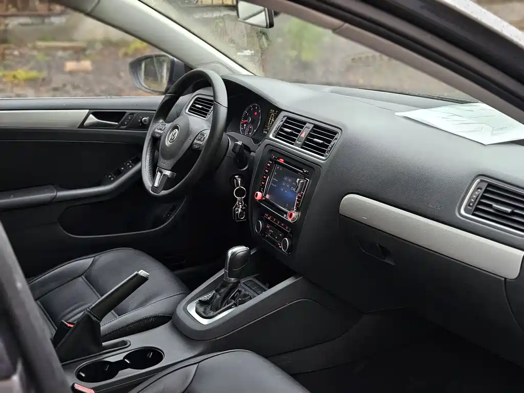 Sagitar 2012 1.4TSI automatic luxury model купить на сайте DeffCars