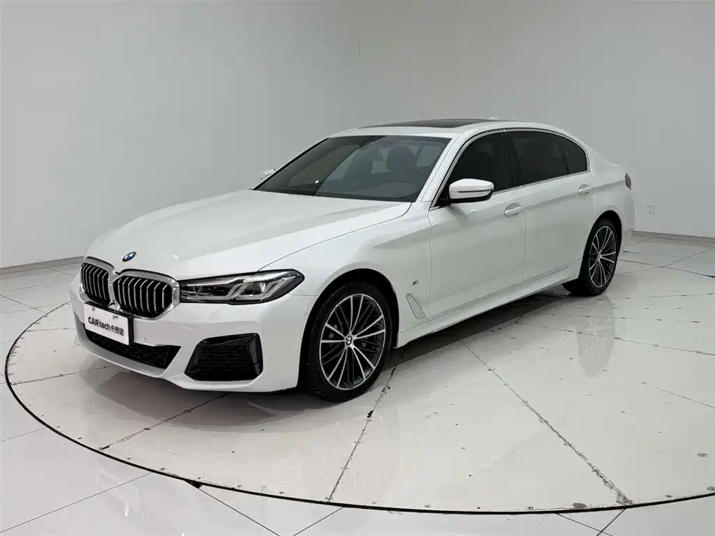 BMW 5 Series 2022 facelift 530Li leading M sports package купить на сайте DeffCars