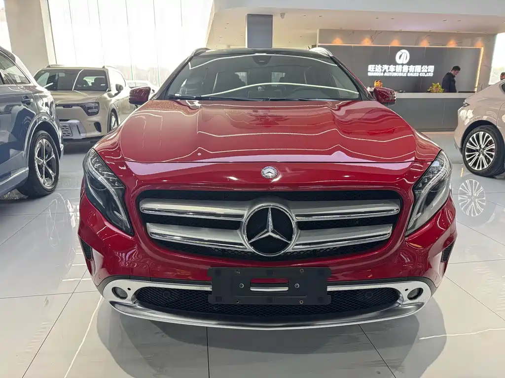 Mercedes-Benz GLA 2016 GLA 200 Fashion Model купить на сайте DeffCars