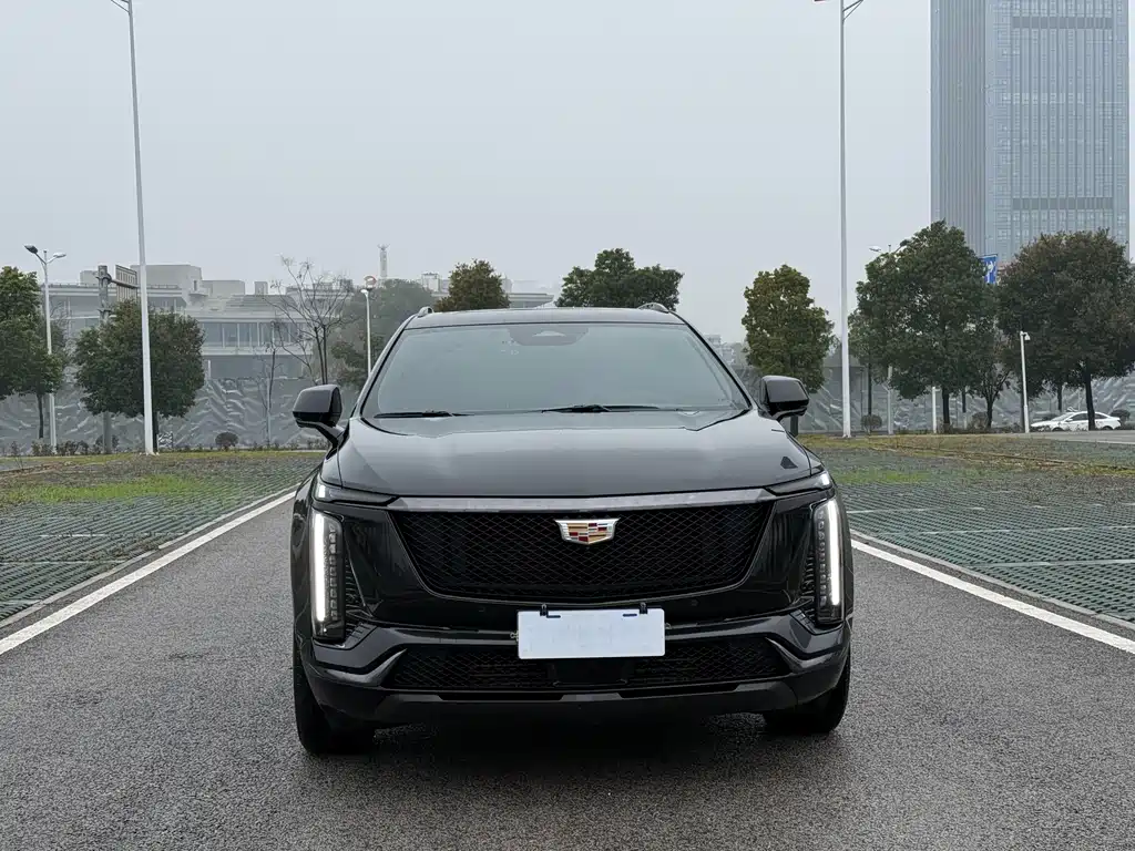Cadillac XT5 2025 2.0T luxury model купить на сайте DeffCars
