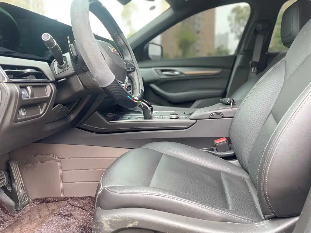 Cadillac CT5 2024 28T Luxury Pro купить на сайте DeffCars