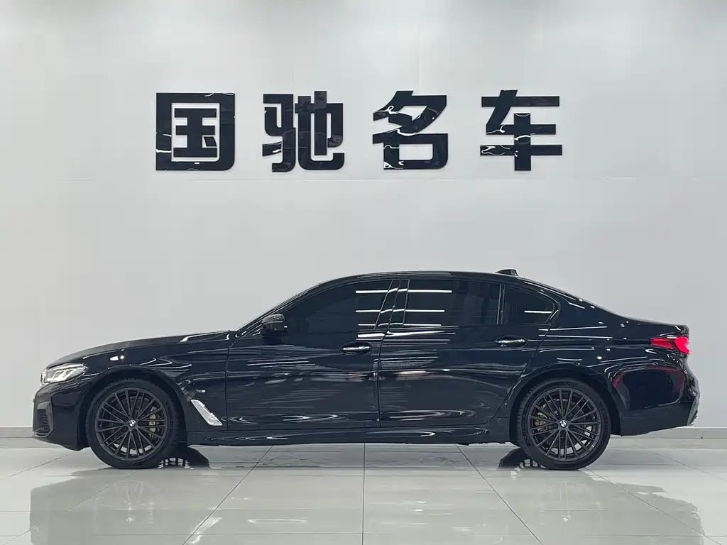 BMW 5 Series 2018 facelift 530Li leading M sports package купить на сайте DeffCars