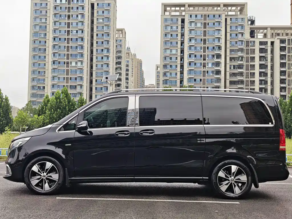Mercedes-Benz V-Class 2020 V 260 Premium Edition купить на сайте DeffCars