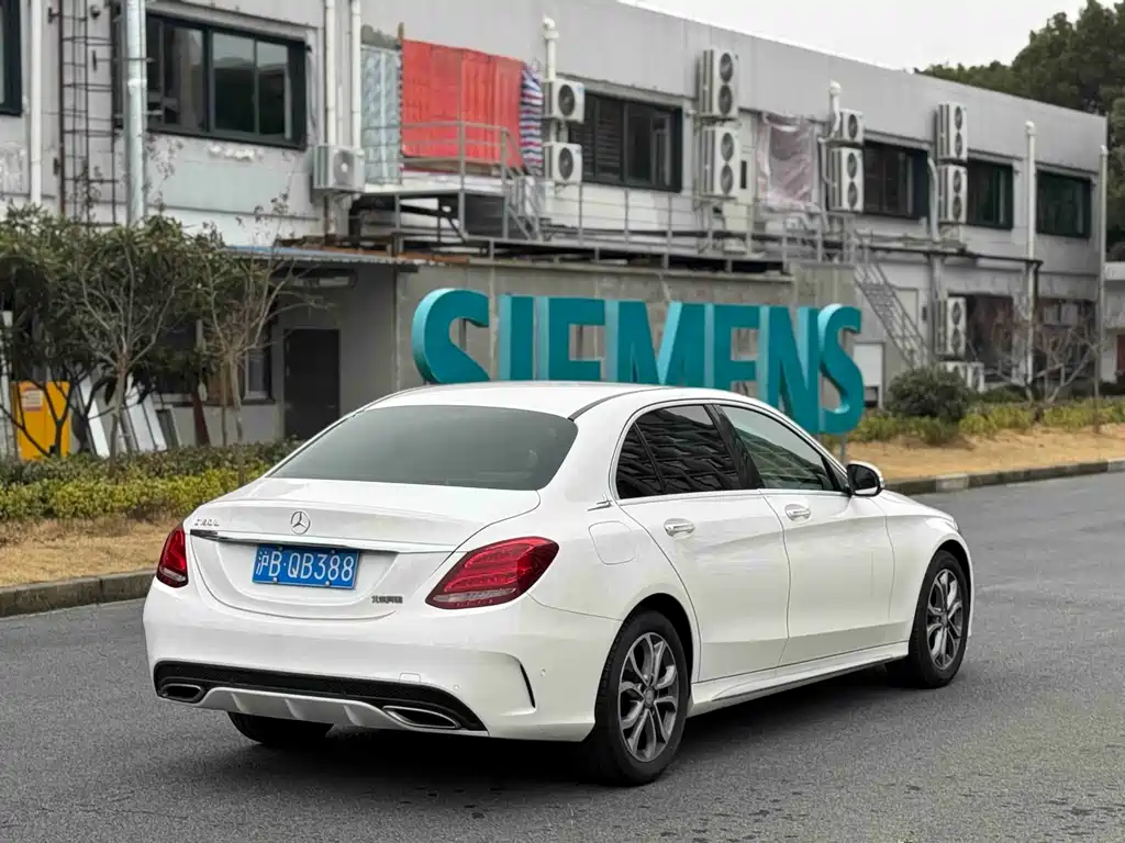 Mercedes-Benz C-Class 2017 C 180 L Sports Edition купить на сайте DeffCars