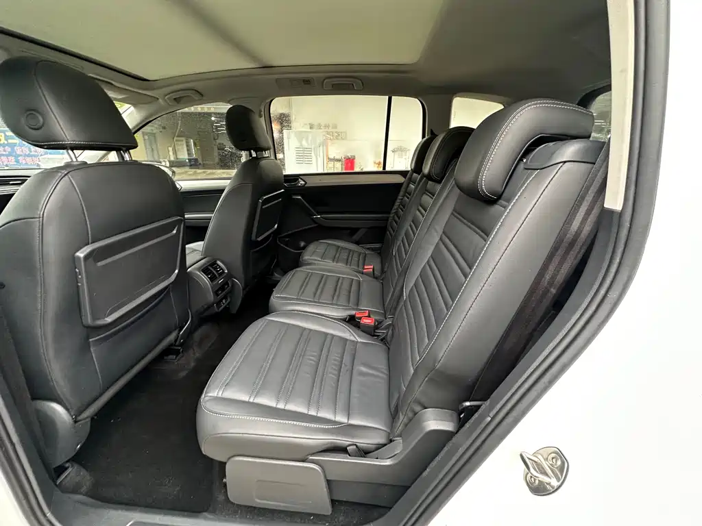 Touran 2021 Touran L 280TSI DSG expansion version 7 seats купить на сайте DeffCars