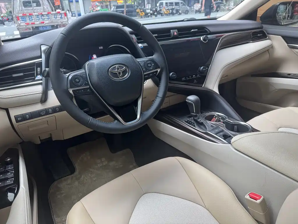 Camry 2019 2.5G Deluxe Edition National V купить на сайте DeffCars