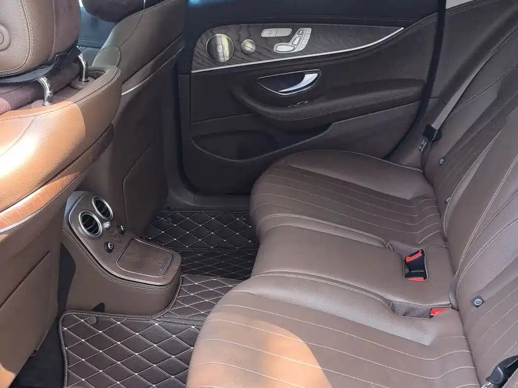 Mercedes-Benz E-Class 2023 E 300 L Luxury Model купить на сайте DeffCars