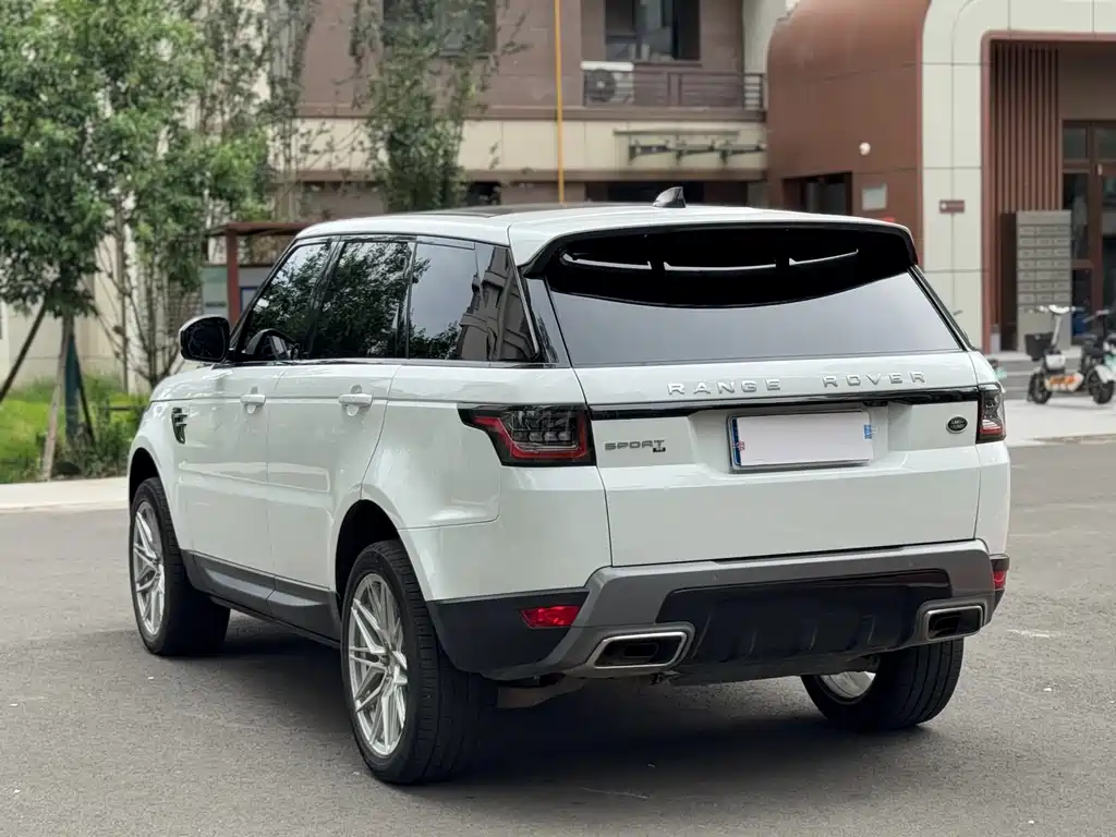 Range Rover Sport 2021 3.0 L6 SE купить на сайте DeffCars