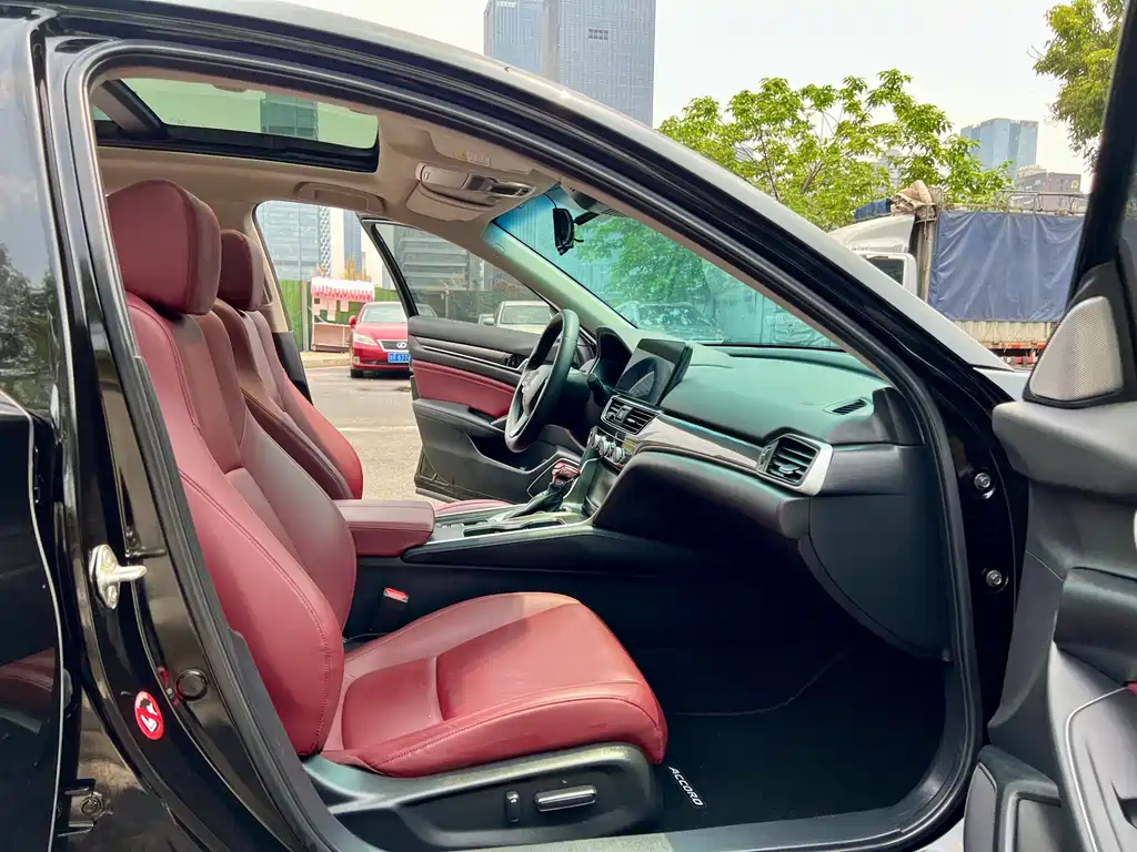 Accord 2022 260TURBO Magic Night Premium Edition купить на сайте DeffCars