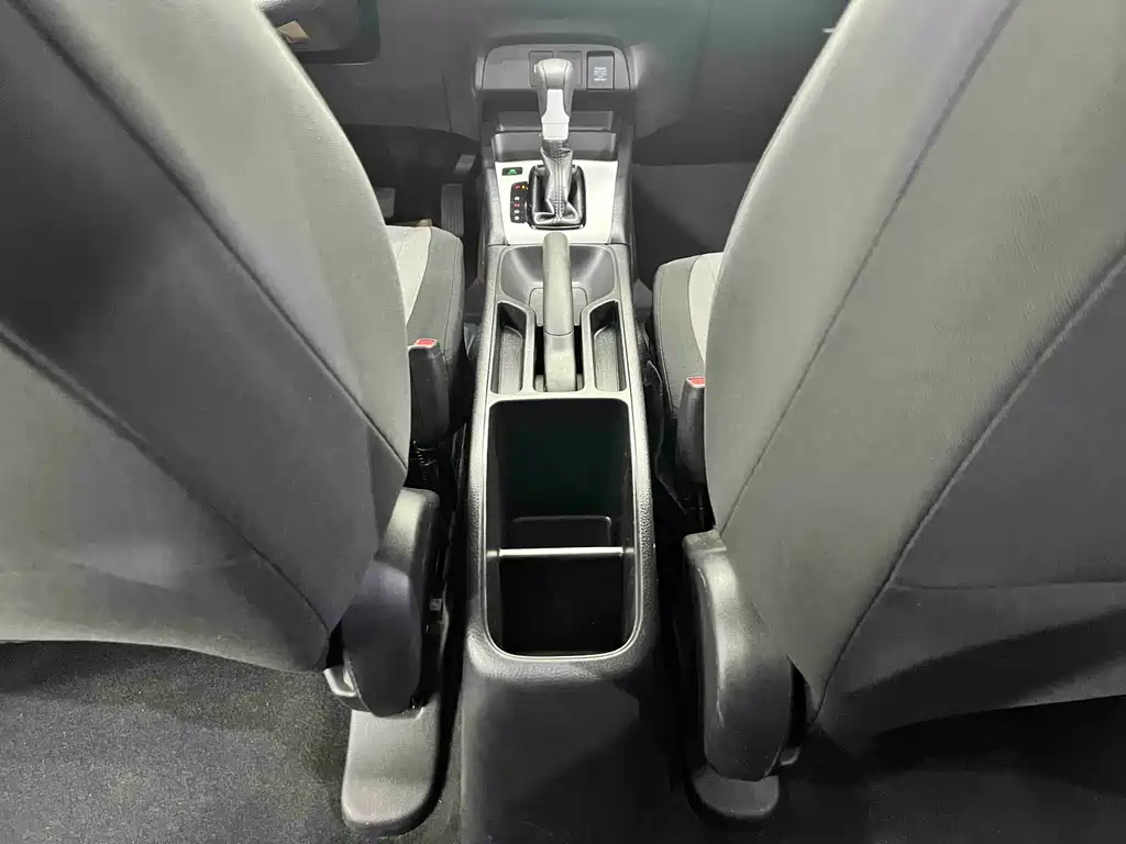 Fit 2021 1.5L CVT Fashion Edition купить на сайте DeffCars