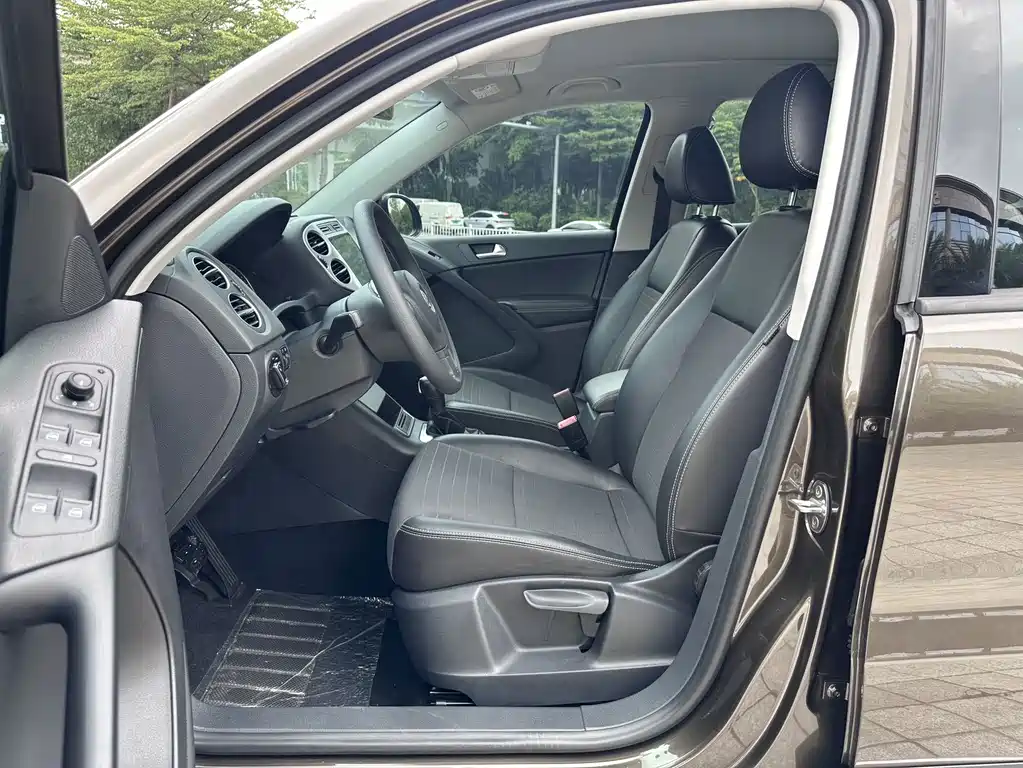Tiguan 2016 280TSI automatic 2WD Silk Road Style Edition купить на сайте DeffCars