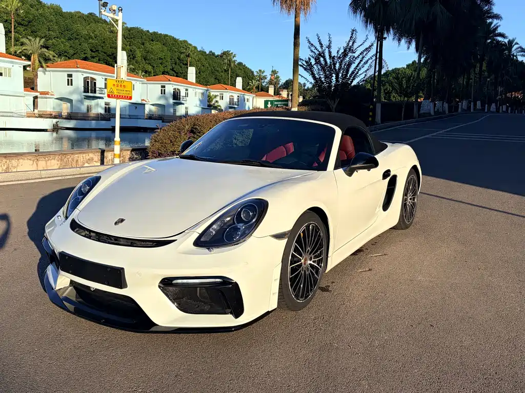 Boxster 2015 Boxster Style Edition 2.7L купить на сайте DeffCars