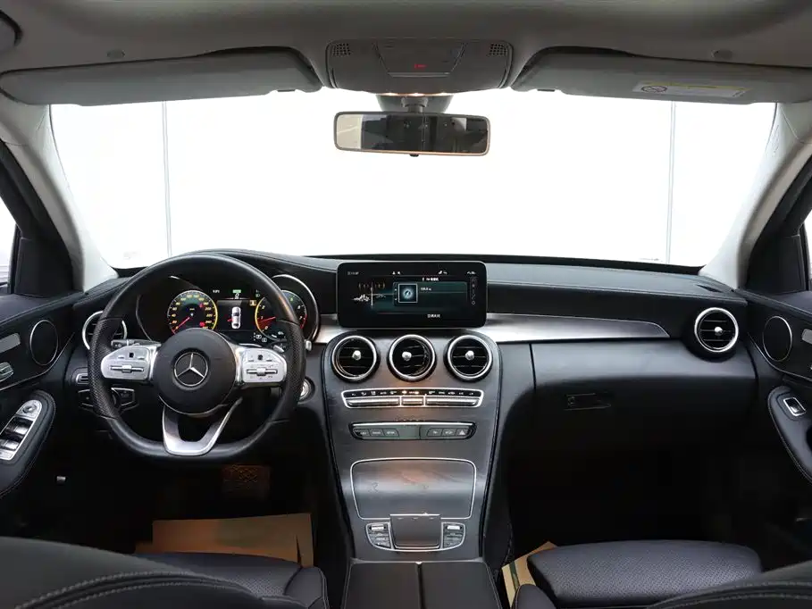 Mercedes-Benz C-Class 2020 C 260 L Sports Edition купить на сайте DeffCars