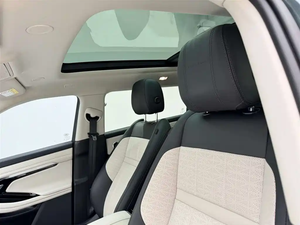 Range Rover Evoque 2021 Evoque L 249PS R-Dynamic First edition купить на сайте DeffCars