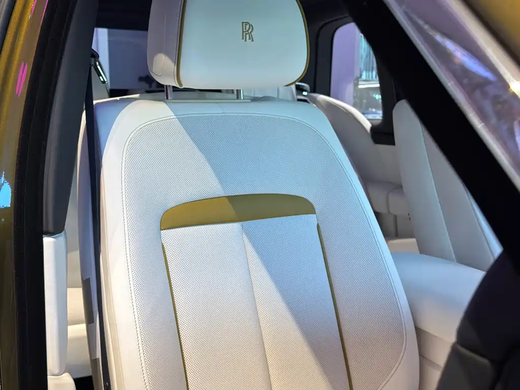 Cullinan 2024 four-seat version купить на сайте DeffCars