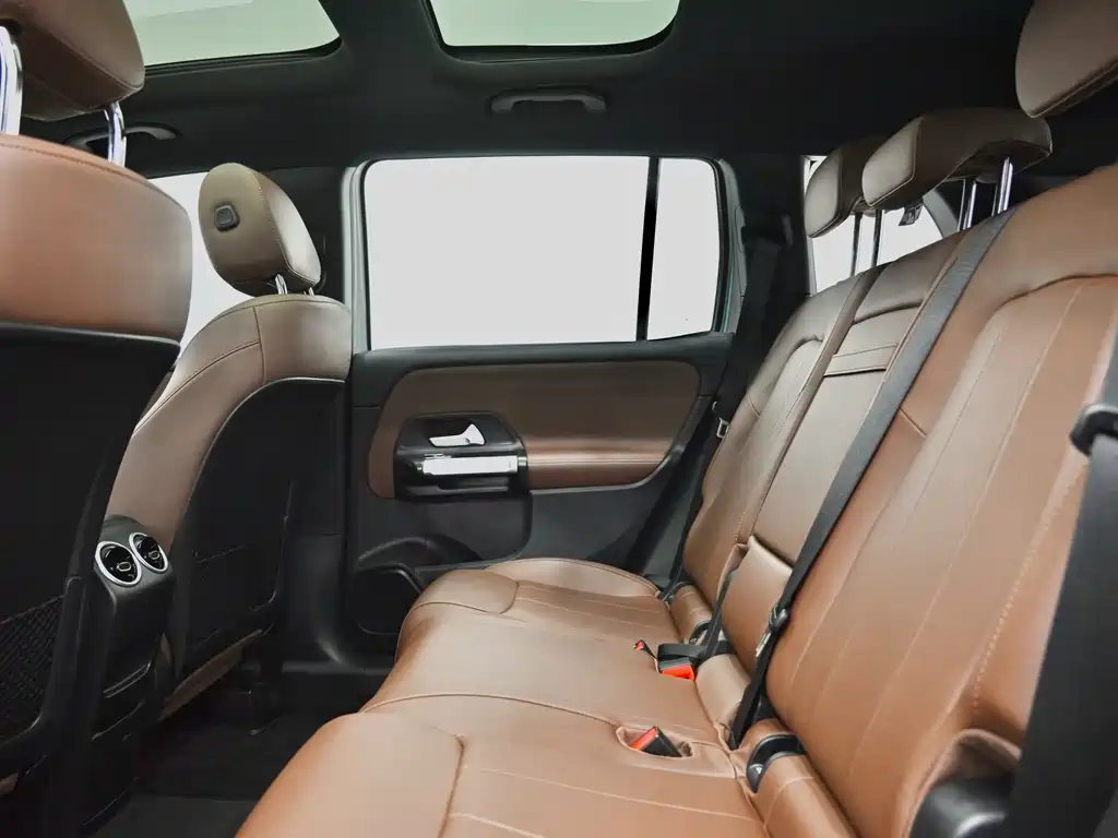 Mercedes-Benz GLB 2024 GLB 220 Dynamic купить на сайте DeffCars