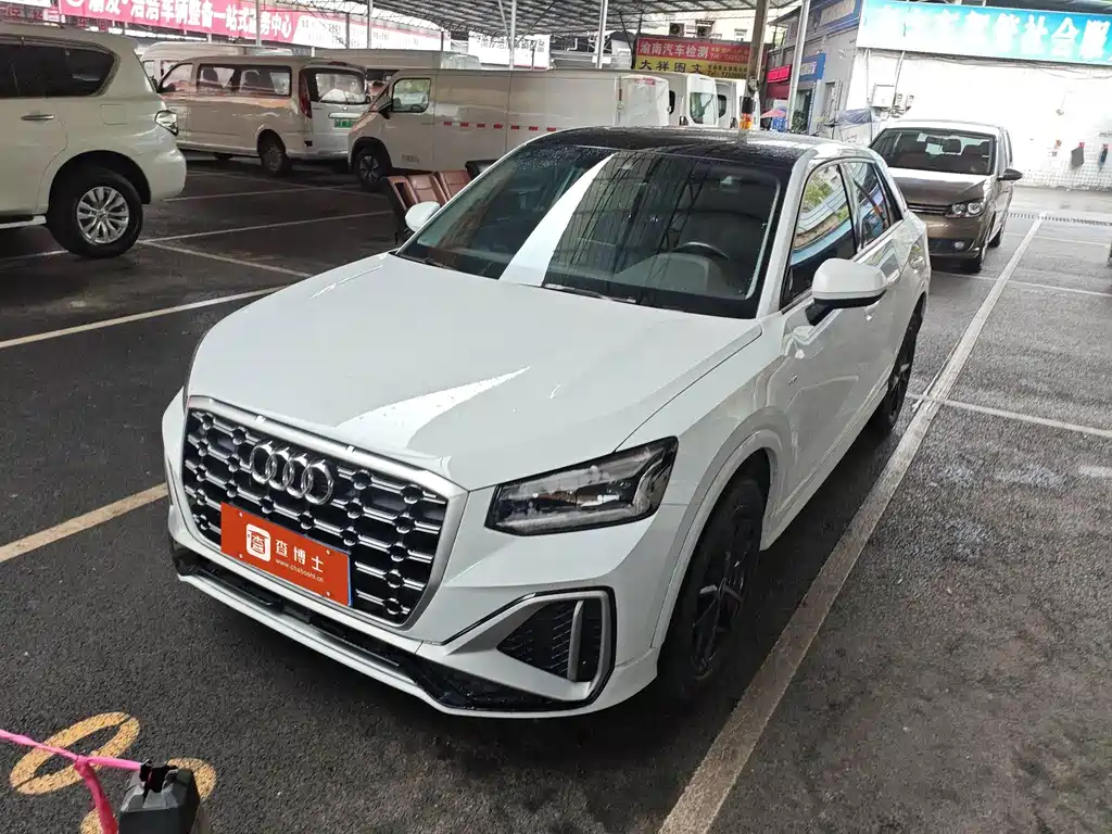 Audi Q2L 2022 35 TFSI aggressive and dynamic model купить на сайте DeffCars