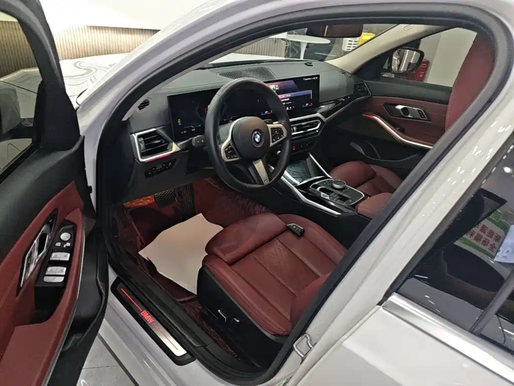 BMW i3 2024 eDrive 35 L купить на сайте DeffCars