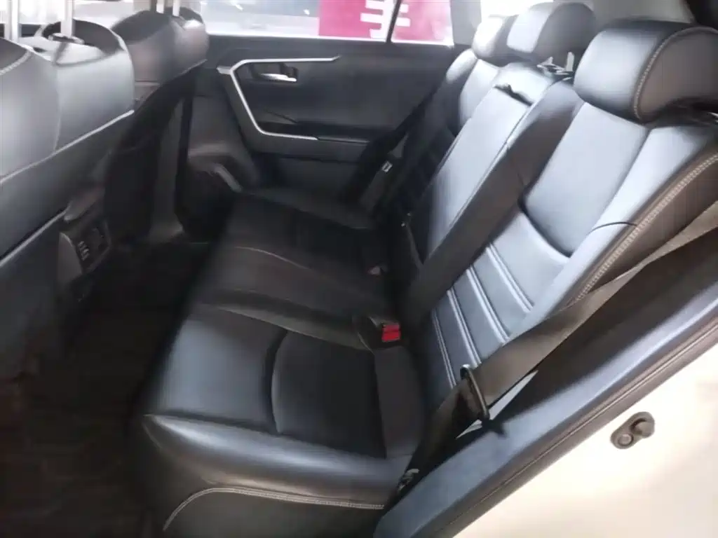 RAV4 Rongfang 2020 2.0L CVT two-wheel drive premium version купить на сайте DeffCars
