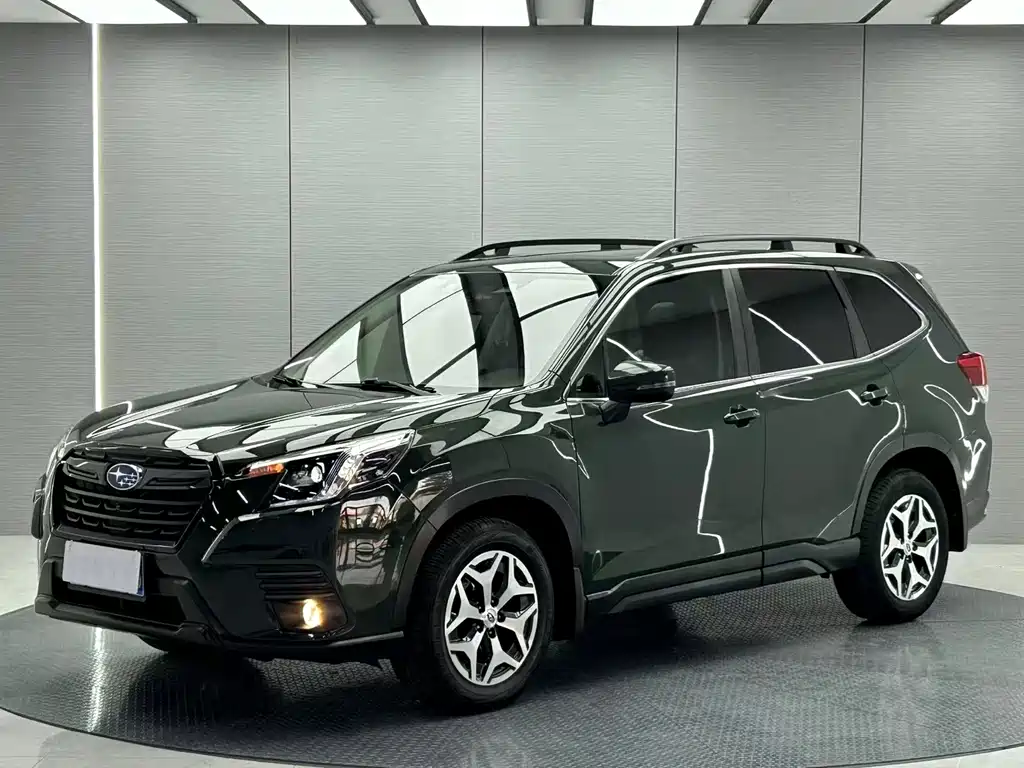 Forester 2022 2.0i AWD Deluxe Edition EyeSight купить на сайте DeffCars