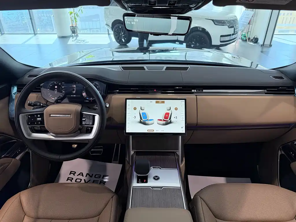 Range Rover 2026 3.0 L6 400PS SE long axis version купить на сайте DeffCars