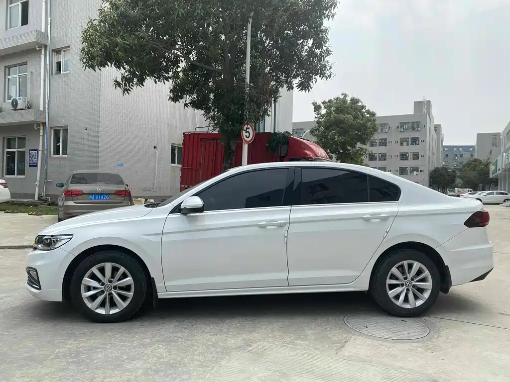 宝来 2020款 1.5L 自动精英型 купить на сайте DeffCars