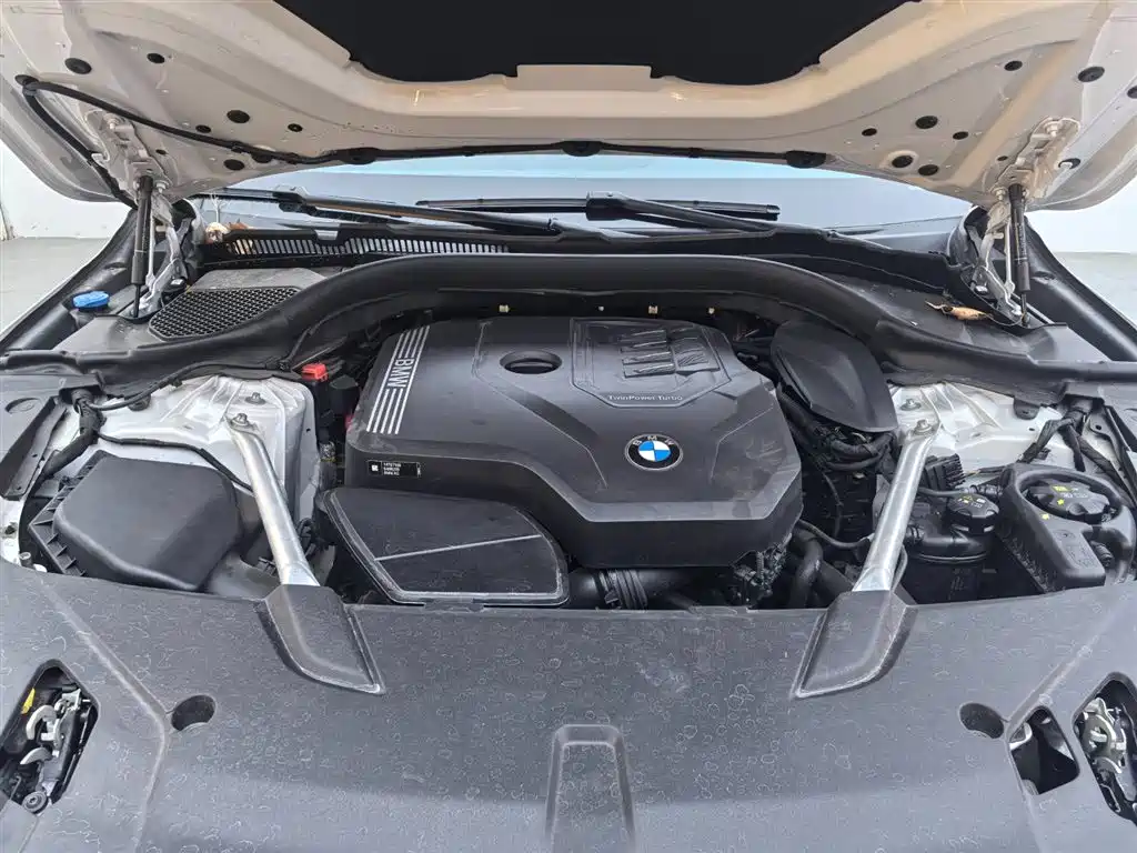 BMW 6 Series GT 2022 630i Luxury Design Package купить на сайте DeffCars