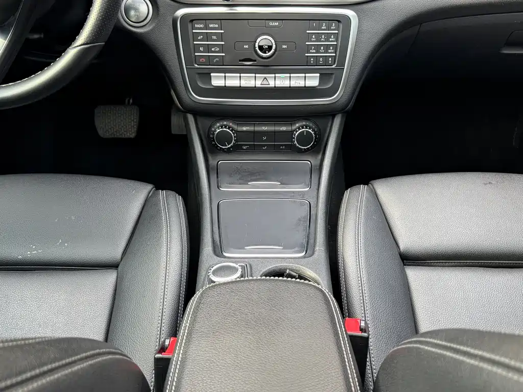 Mercedes-Benz CLA imported 2018 CLA 200 dynamic model купить на сайте DeffCars